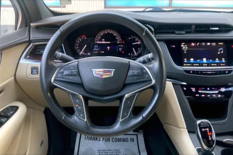 More photos of 2019 Cadillac XT5 Luxury FWD at Cable Dahmer Cadillac of Kansas City, MO