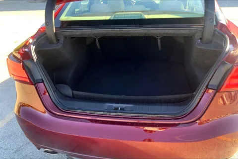 More photos of 2017 Nissan Maxima SL at Cable Dahmer Cadillac of Kansas City, MO