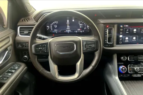 More photos of 2022 GMC Yukon Denali at Cable Dahmer Cadillac of Kansas City, MO