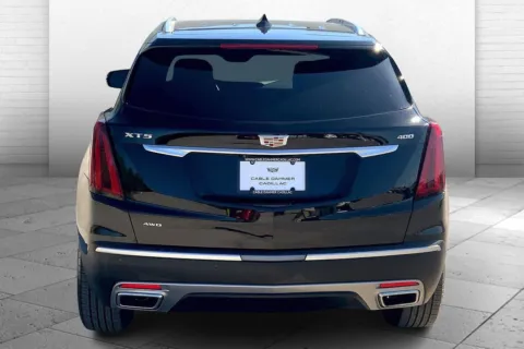 Another view of 2025 Cadillac XT5 Premium Luxury for sale in Kansas City, MO at Cable Dahmer Cadillac of Kansas City
