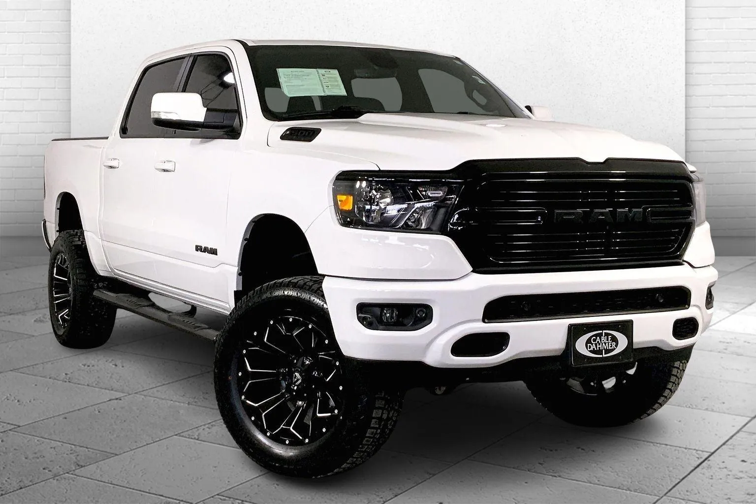 2020 RAM 1500 Big Horn Crew Cab 4x4 5'7' Box for sale in Kansas City, MO