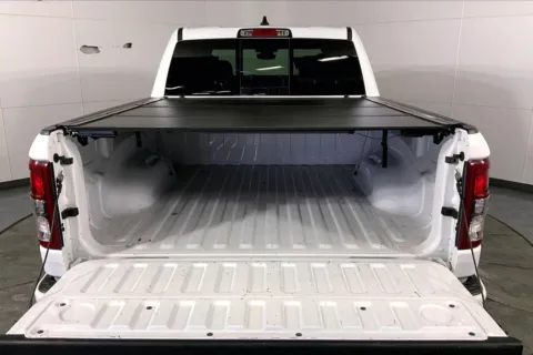 More photos of 2020 RAM 1500 Big Horn Crew Cab 4x4 5'7' Box at Cable Dahmer Chrysler Dodge Jeep Ram of Kansas City, MO