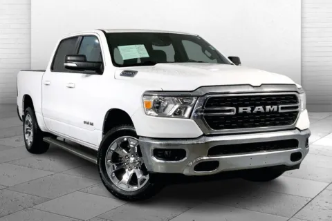 White 2022 RAM 1500 Big Horn Crew Cab 4x4 5'7' Box for sale in Kansas City, MO