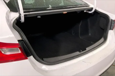 More photos of 2023 Chevrolet Malibu FWD 1LT at Cable Dahmer Chrysler Dodge Jeep Ram of Kansas City, MO