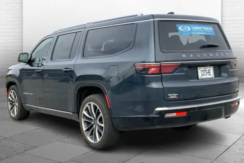 More photos of 2024 Jeep Wagoneer L Series III at Cable Dahmer Chrysler Dodge Jeep Ram of Kansas City, MO