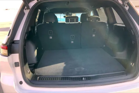 More photos of 2023 Jeep Grand Cherokee Altitude 4x4 at Cable Dahmer Chrysler Dodge Jeep Ram of Kansas City, MO