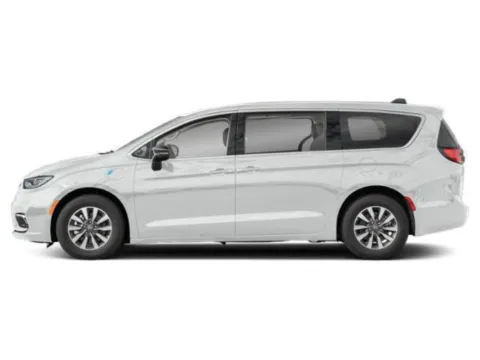 Photos of 2024 Chrysler Pacifica Hybrid Select for sale in Kansas City, MO at Cable Dahmer Chrysler Dodge Jeep Ram of Kansas City