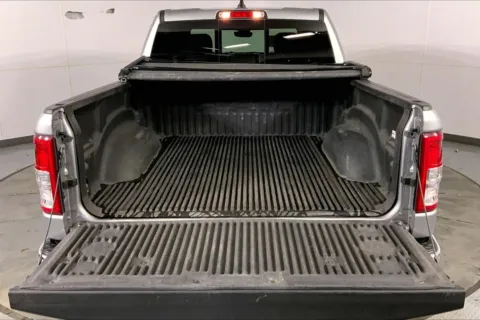 More photos of 2022 RAM 1500 Big Horn Crew Cab 4x4 5'7' Box at Cable Dahmer Chrysler Dodge Jeep Ram of Kansas City, MO