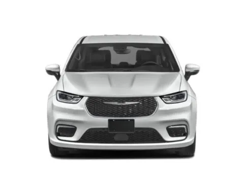 More photos of 2024 Chrysler Pacifica Touring L at Cable Dahmer Chrysler Dodge Jeep Ram of Kansas City, MO