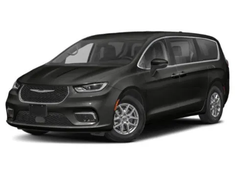 Black 2023 Chrysler Pacifica Touring L for sale in Kansas City, MO