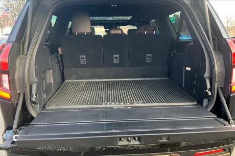 More photos of 2025 Ford Expedition King Ranch MAX at Cable Dahmer Chrysler Dodge Jeep Ram of Kansas City, MO