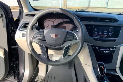 More photos of 2017 Cadillac XT5 Luxury at Cable Dahmer Chrysler Dodge Jeep Ram of Kansas City, MO