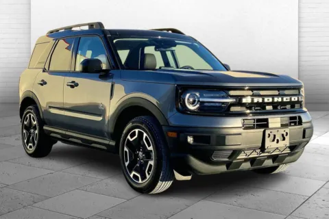 Gray 2024 Ford Bronco Sport Outer Banks for sale in Kansas City, MO