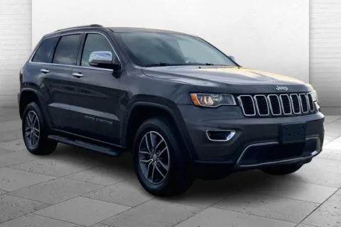 Gray 2018 Jeep Grand Cherokee Limited 4x4 for sale in Kansas City, MO