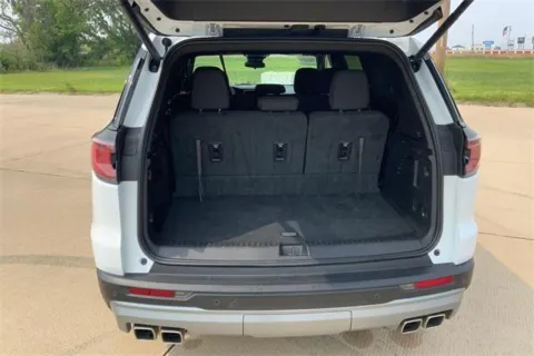 More photos of 2025 GMC Acadia FWD Elevation at Cable Dahmer Chrysler Dodge Jeep Ram of Kansas City, MO