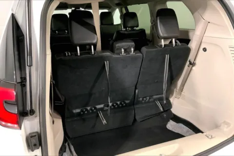 More photos of 2023 Chrysler Pacifica Touring L at Cable Dahmer Chrysler Dodge Jeep Ram of Kansas City, MO