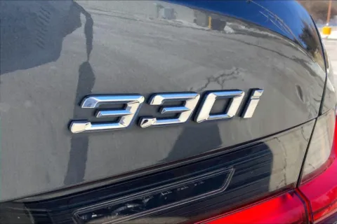 More photos of 2019 BMW 330i xDrive at Cable Dahmer Chrysler Dodge Jeep Ram of Kansas City, MO
