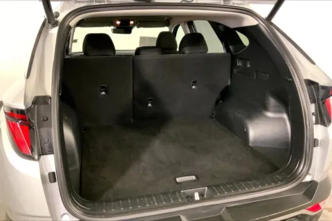 More photos of 2024 Hyundai Tucson SEL at Cable Dahmer Chrysler Dodge Jeep Ram of Kansas City, MO