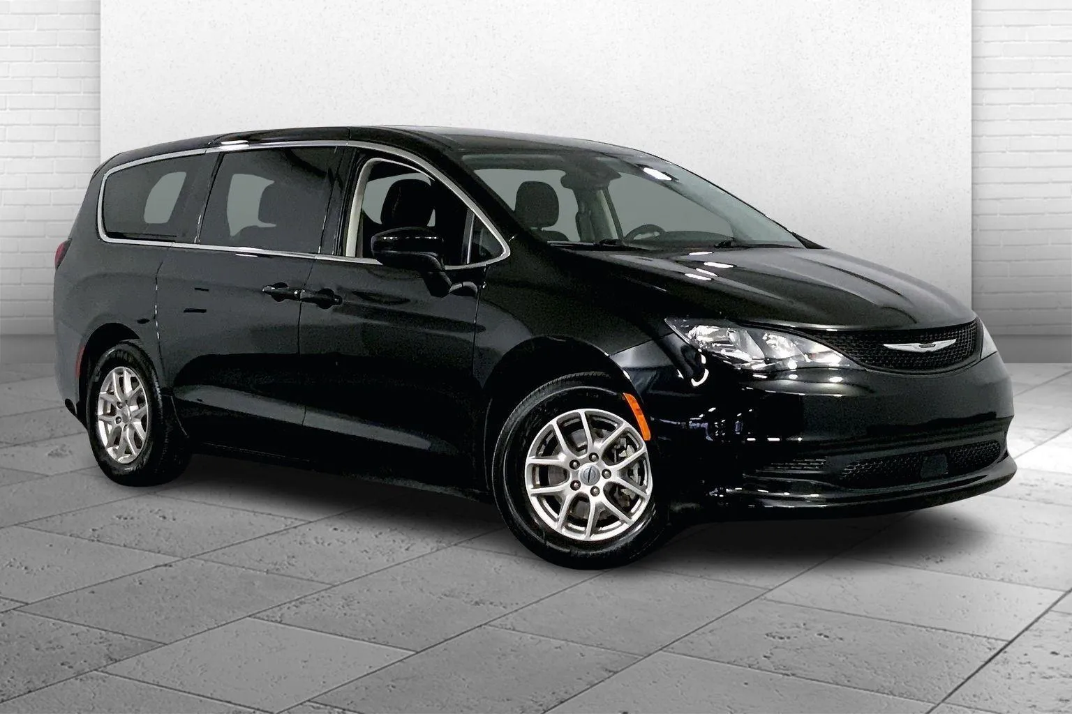 Black 2024 Chrysler Voyager LX for sale in Kansas City, MO