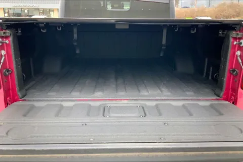 More photos of 2024 Jeep Gladiator Rubicon at Cable Dahmer Chrysler Dodge Jeep Ram of Kansas City, MO