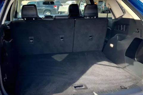 More photos of 2024 Ford Edge SEL at Cable Dahmer Chrysler Dodge Jeep Ram of Kansas City, MO