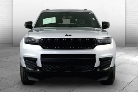 Photos of 2024 Jeep Grand Cherokee L Altitude 4x4 for sale in Kansas City, MO at Cable Dahmer Chrysler Dodge Jeep Ram of Kansas City