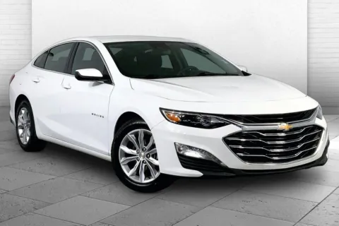 White 2023 Chevrolet Malibu FWD 1LT for sale in Kansas City, MO