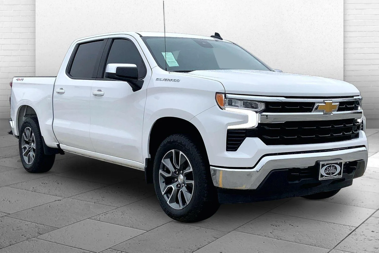 2024 Chevrolet Silverado 1500 4WD Crew Cab Short Bed LT for sale in Kansas City, MO