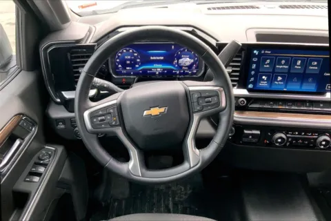 More photos of 2024 Chevrolet Silverado 1500 4WD Crew Cab Short Bed LT at Cable Dahmer Chrysler Dodge Jeep Ram of Kansas City, MO