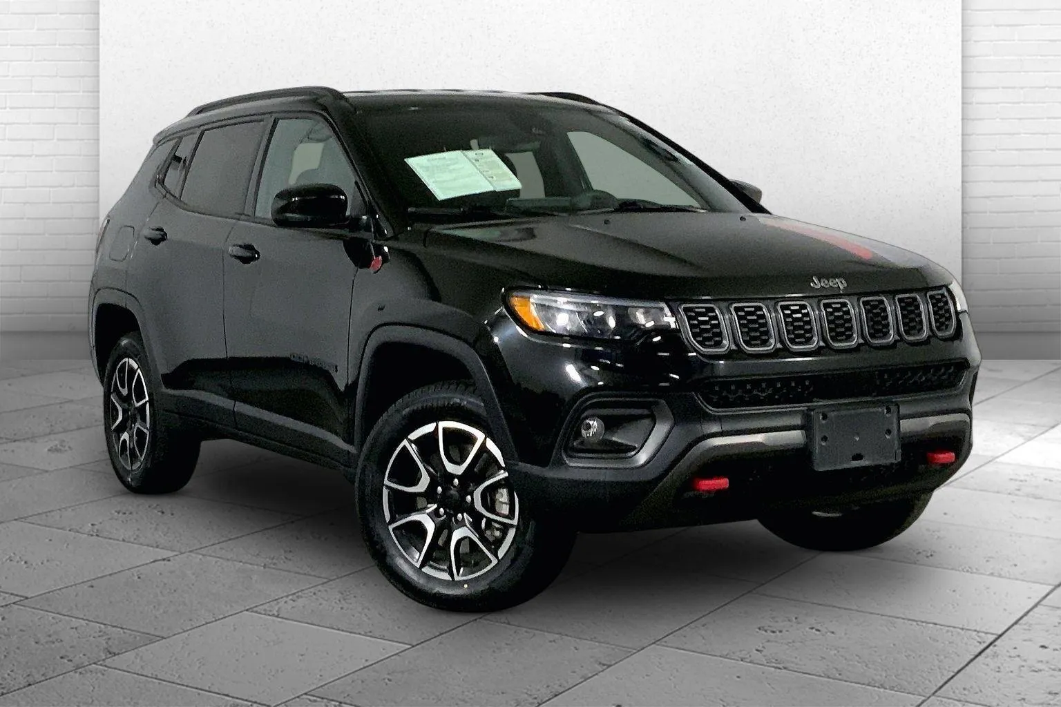 Black 2024 Jeep Compass Trailhawk 4x4 for sale in Kansas City, MO