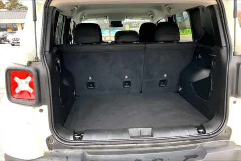 More photos of 2023 Jeep Renegade Upland 4x4 at Cable Dahmer Chrysler Dodge Jeep Ram of Kansas City, MO