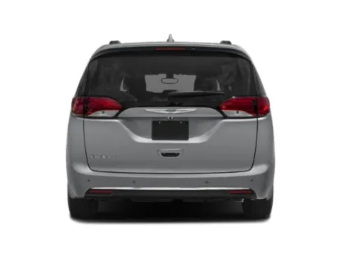 More photos of 2020 Chrysler Pacifica Limited at Cable Dahmer Chrysler Dodge Jeep Ram of Kansas City, MO