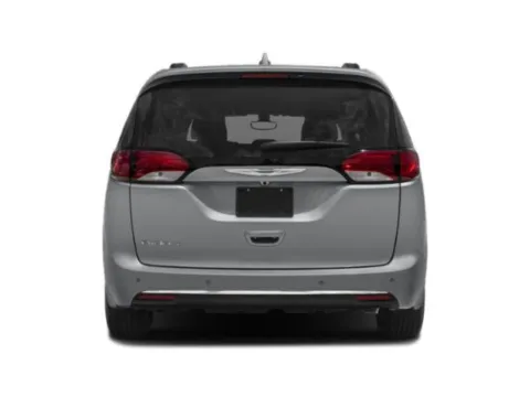 More photos of 2020 Chrysler Pacifica Limited at Cable Dahmer Chrysler Dodge Jeep Ram of Kansas City, MO