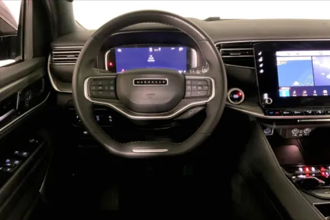 More photos of 2024 Jeep Wagoneer Series II at Cable Dahmer Chrysler Dodge Jeep Ram of Kansas City, MO