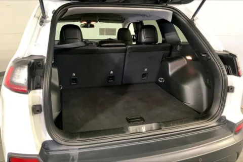 More photos of 2019 Jeep Cherokee Latitude Plus FWD at Cable Dahmer Chrysler Dodge Jeep Ram of Kansas City, MO