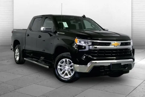 Black 2023 Chevrolet Silverado 1500 4WD Crew Cab Short Bed LT with 2FL for sale in Kansas City, MO