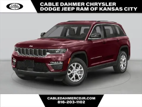 Black 2024 Jeep Grand Cherokee Altitude 4x4 for sale in Kansas City, MO