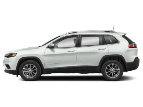 Photos of 2019 Jeep Cherokee Limited 4x4 for sale in Kansas City, MO at Cable Dahmer Chrysler Dodge Jeep Ram of Kansas City
