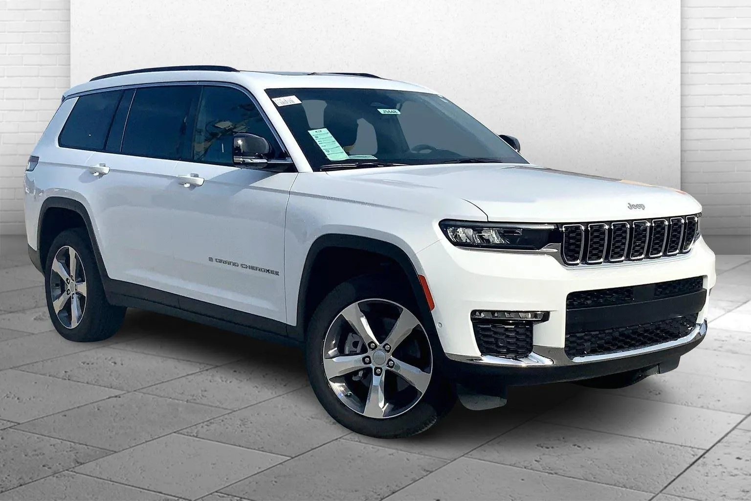 White 2025 Jeep Grand Cherokee L Limited for sale in Kansas City, MO