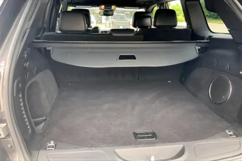 More photos of 2021 Jeep Grand Cherokee 80th Anniversary Edition at Cable Dahmer Chrysler Dodge Jeep Ram of Kansas City, MO
