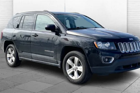 Black 2016 Jeep Compass Sport for sale in Kansas City, MO
