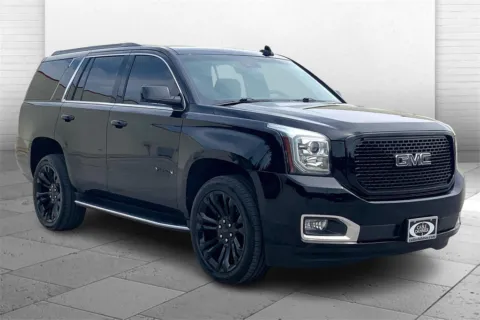 Black 2019 GMC Yukon SLT for sale in Kansas City, MO