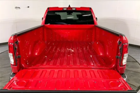More photos of 2022 Ram 1500 Big Horn/Lone Star at Cable Dahmer Chrysler Dodge Jeep Ram of Kansas City, MO