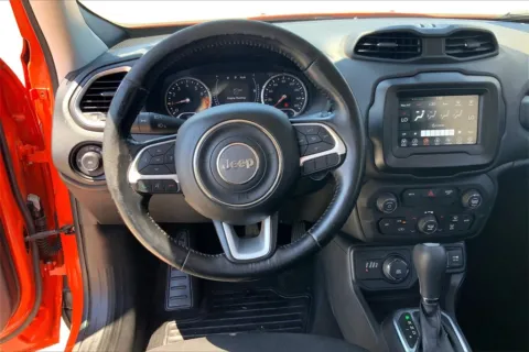 More photos of 2018 Jeep Renegade Latitude at Cable Dahmer Chrysler Dodge Jeep Ram of Kansas City, MO