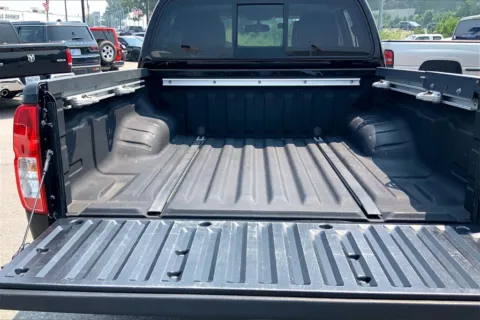 More photos of 2014 Nissan Frontier PRO-4X at Cable Dahmer Chrysler Dodge Jeep Ram of Kansas City, MO