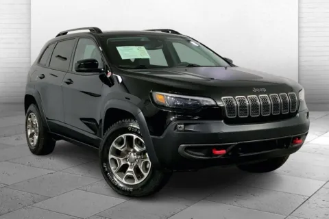 Black 2022 Jeep Cherokee Trailhawk for sale in Kansas City, MO