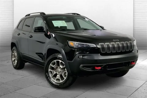 Black 2022 Jeep Cherokee Trailhawk for sale in Kansas City, MO