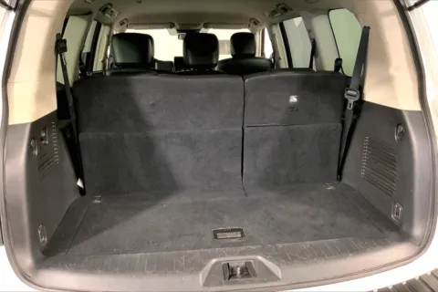 More photos of 2021 Nissan Armada SV at Cable Dahmer Chrysler Dodge Jeep Ram of Kansas City, MO