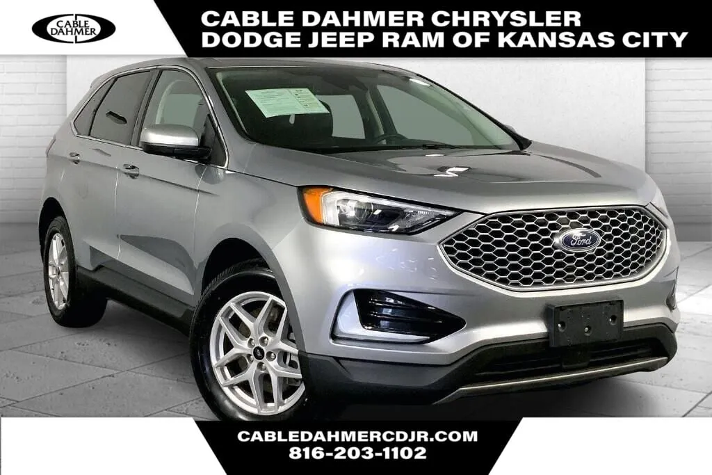 Silver 2024 Ford Edge SEL for sale in Kansas City, MO