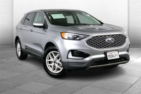 Silver 2023 Ford Edge SEL for sale in Kansas City, MO
